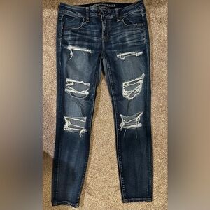 American eagle, super stretch jeans. Size: 10 from old sizing, fits like an 8